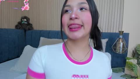 Snapshot of angel__ponce chatting on October 11, 7:12 pm angel__ponce online show from October 11, 7:12 pm