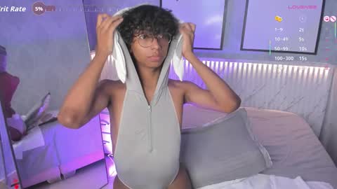   online show from November 25, 9:26 pm