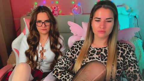 Ivanna and Jessica online show from May 17, 3:15 am