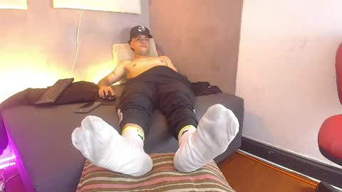 Angel online show from April 28, 4:34 pm