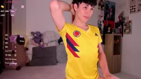 Angel   help me with 100 thumbs up online show from June 17, 7:59 pm