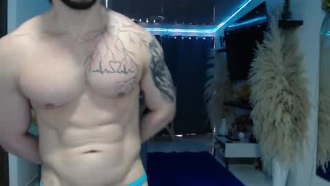 Snapshot of angel_curl chatting on May 2, 1:49 pm Angel Curl online show from May 2, 1:49 pm