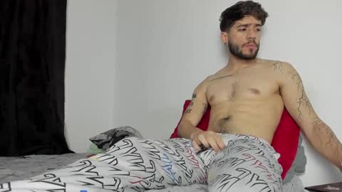 Snapshot of angel_damons_ chatting on January 14, 3:26 pm Angel Damons online show from January 14, 3:26 pm