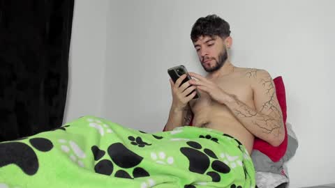 Snapshot of angel_damons_ chatting on January 17, 1:03 pm Angel Damons online show from January 17, 1:03 pm