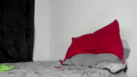 Snapshot of angel_damons_ chatting on January 17, 7:05 pm Angel Damons online show from January 17, 7:05 pm