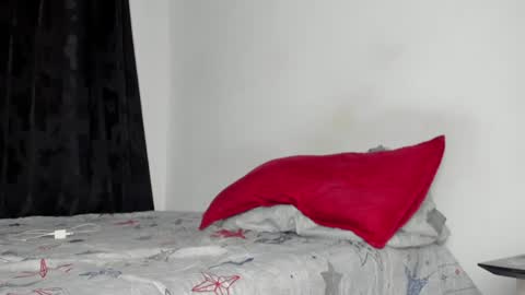 Snapshot of angel_damons_ chatting on January 24, 5:21 pm Angel Damons online show from January 24, 5:21 pm