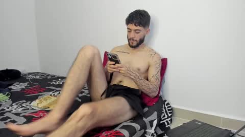 Snapshot of angel_damons_ chatting on February 6, 6:35 pm Angel Damons online show from February 6, 6:35 pm