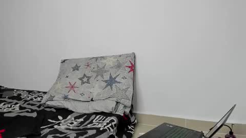 Snapshot of angel_damons_ chatting on February 24, 7:52 pm Angel Damons online show from February 24, 7:52 pm