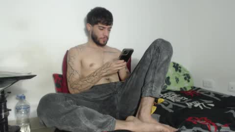 Snapshot of angel_damons_ chatting on October 26, 10:32 am Angel Damons online show from October 26, 10:32 am