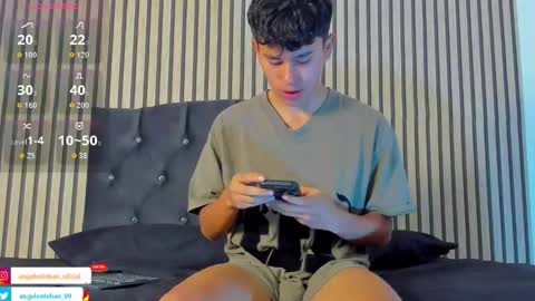 ngel Esteban  online show from February 1, 7:01 pm