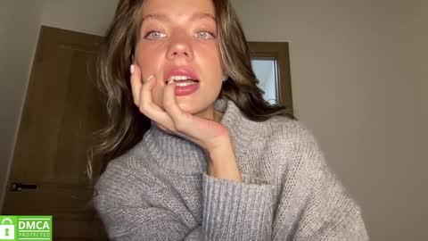 Snapshot of angel_from_sky chatting on November 12, 12:27 pm Greetings Jess online show from November 12, 12:27 pm