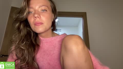 Snapshot of angel_from_sky chatting on November 19, 10:37 am Greetings Jess online show from November 19, 10:37 am