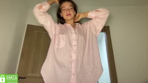 Snapshot of angel_from_sky chatting on November 25, 11:10 am Greetings Jess online show from November 25, 11:10 am