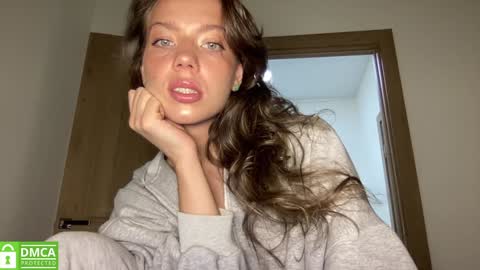 Greetings  Jess online show from February 27, 11:43 am