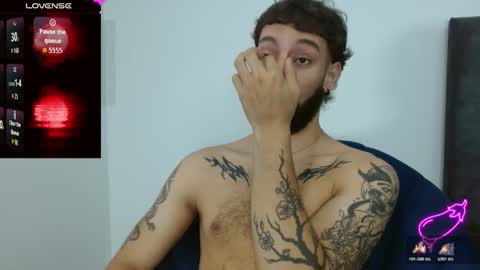 angel_kyrozz online show from November 30, 7:18 pm