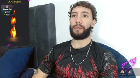 angel_kyrozz online show from December 21, 7:10 pm