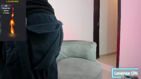 angel_kyrozz online show from June 24, 7:02 pm