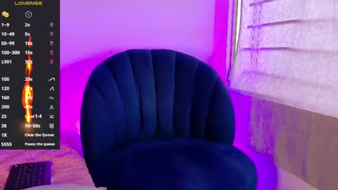 angel_kyrozz online show from July 20, 7:05 pm
