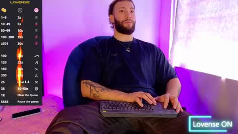 angel_kyrozz online show from July 24, 7:12 pm