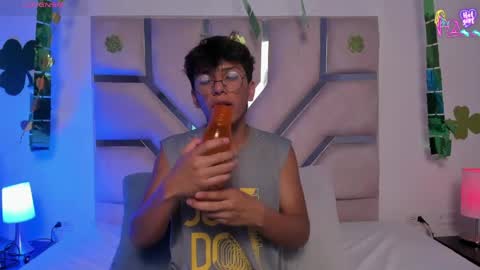 Angel online show from March 20, 7:30 pm