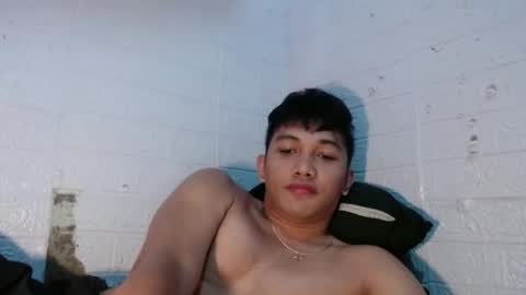 Snapshot of angel_rafael chatting on November 28, 8:06 am angel_rafael online show from November 28, 8:06 am