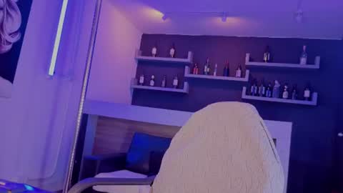 Angel Still  online show from June 20, 4:37 am