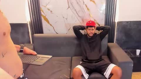 angel_villareal_ online show from February 5, 9:47 am