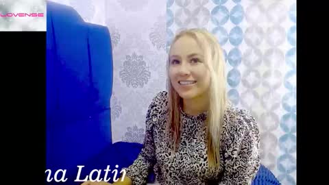 Snapshot of angel_white26 chatting on January 18, 2:21 pm Angel online show from January 18, 2:21 pm