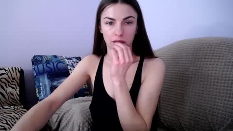 Zoe online show from February 6, 12:05 pm