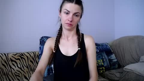Snapshot of angel_zoe77 chatting on July 23, 7:28 am Zoe online show from July 23, 7:28 am