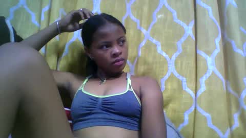 angela166093 online show from November 28, 6:10 pm