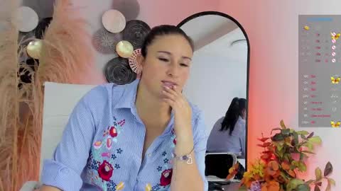 Ange online show from February 15, 1:16 pm