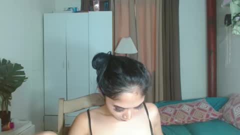 angela online show from February 14, 2:07 am