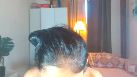 angela online show from October 15, 4:56 am