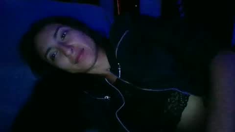 Snapshot of angela_mis chatting on December 2, 1:14 am Angela online show from December 2, 1:14 am