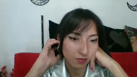 Snapshot of angela_mis chatting on December 25, 1:20 am Angela online show from December 25, 1:20 am
