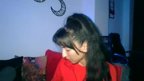 Snapshot of angela_mis chatting on February 6, 3:48 am Angela online show from February 6, 3:48 am