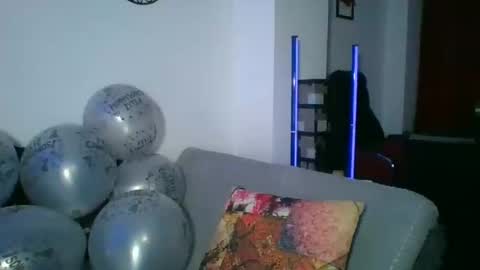 Snapshot of angela_mis chatting on February 21, 3:34 am Angela online show from February 21, 3:34 am