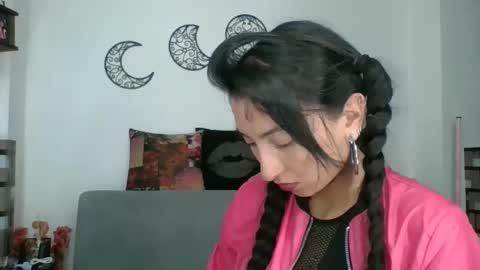 Snapshot of angela_mis chatting on February 28, 7:56 pm Angela online show from February 28, 7:56 pm