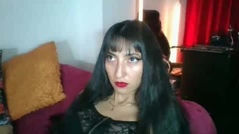 Snapshot of angela_mis chatting on October 8, 9:12 pm Angela online show from October 8, 9:12 pm