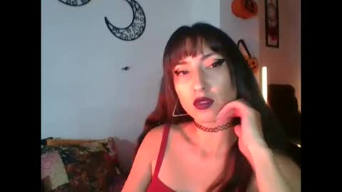 Snapshot of angela_mis chatting on October 16, 10:33 pm Angela online show from October 16, 10:33 pm