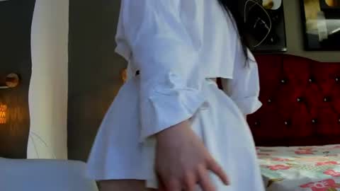 Snapshot of angela_nix chatting on July 30, 3:33 pm angela_nix online show from July 30, 3:33 pm