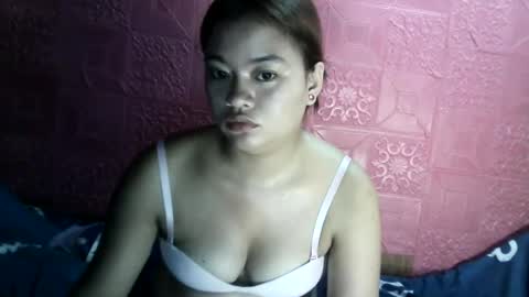 angela_rose12345 online show from June 16, 10:51 am