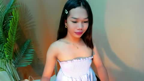 Snapshot of angela_star888 chatting on October 11, 6:23 am angela_star888 online show from October 11, 6:23 am