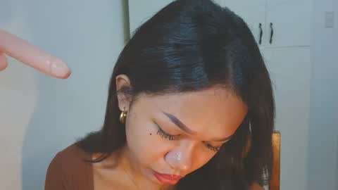 Snapshot of angela_star888 chatting on December 16, 10:53 am angela_star888 online show from December 16, 10:53 am