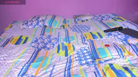 angela_wish online show from August 6, 5:59 pm
