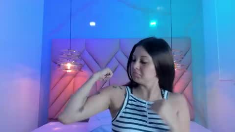 Snapshot of angelaa_cute chatting on June 26, 12:09 pm ANGELA online show from June 26, 12:09 pm