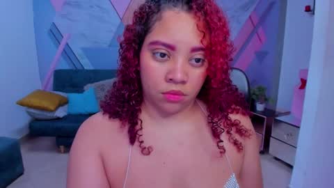 Snapshot of angelacoffee chatting on November 25, 4:01 am Angela online show from November 25, 4:01 am