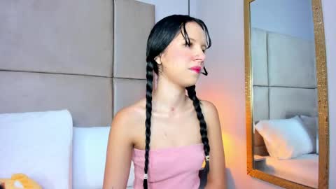Snapshot of angelag_ chatting on May 28, 8:28 pm angelag_ online show from May 28, 8:28 pm