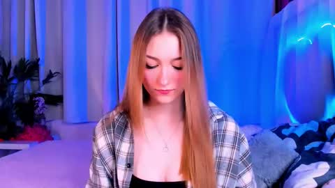 angelanabelle online show from December 19, 2:35 pm